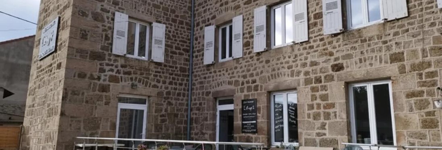 Divers 40 Pièces 950 m² à vendre à Montfaucon-en-Velay (43290)