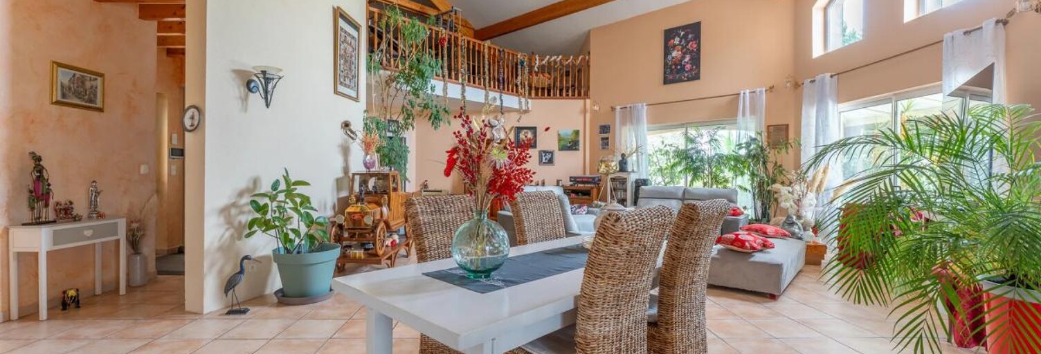 Maison 7 Pièces 275 m² à vendre à Cussac-Fort-Médoc (33460)