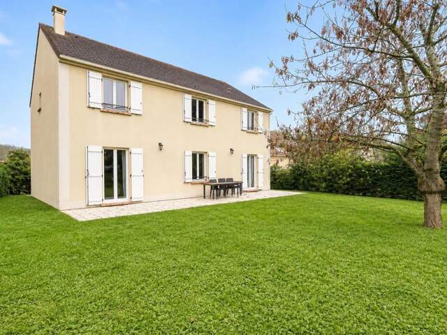 Maison spacieuse avec jardin à Soisy-sous-Montmorency — photo du bien