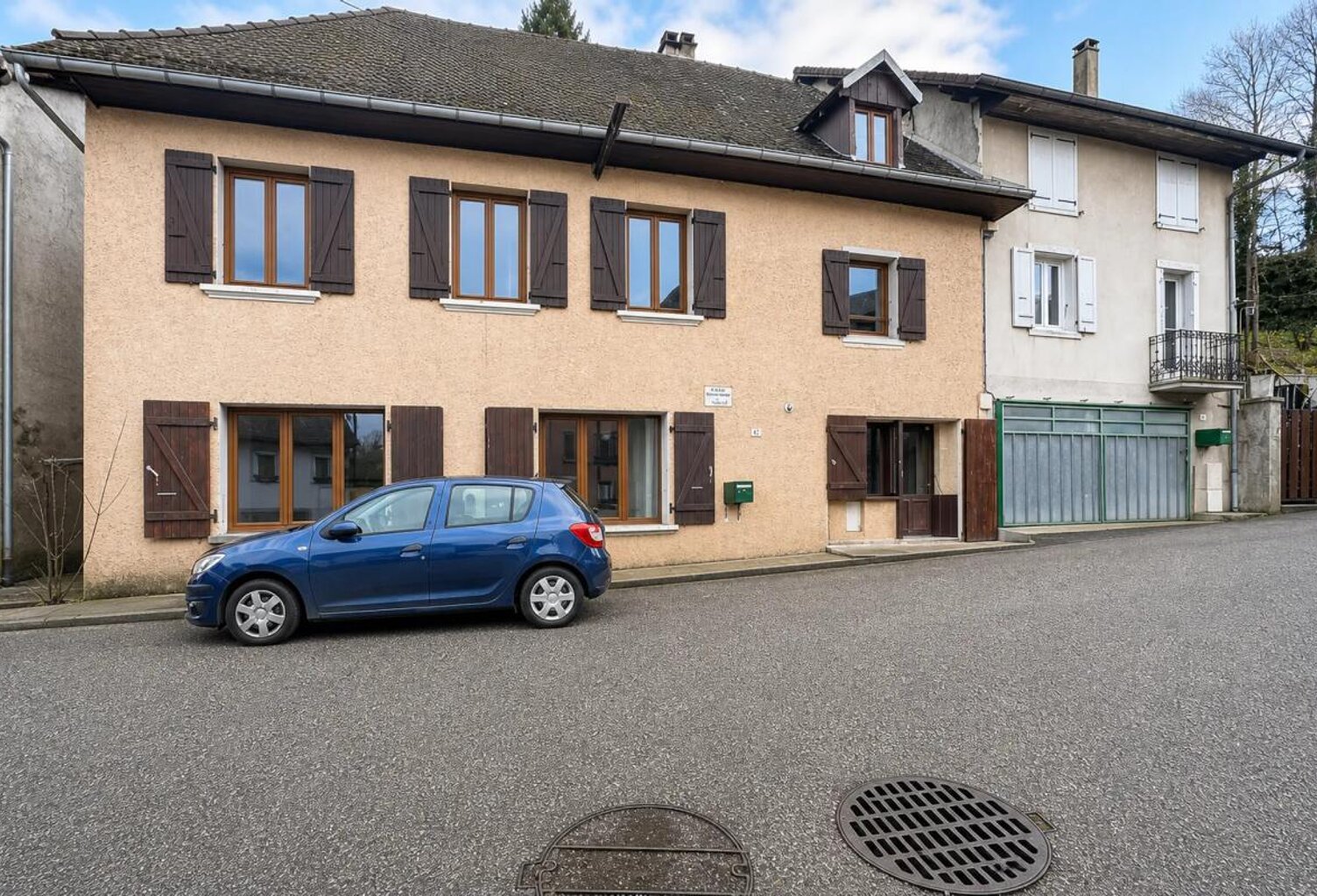 Maison de 4 pièces de 140 m² à Le Pont-de-Beauvoisin — photo 1
