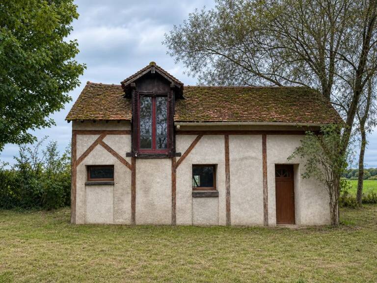 Maison de 3 pièces de 95 m² située à Lavau — photo 1