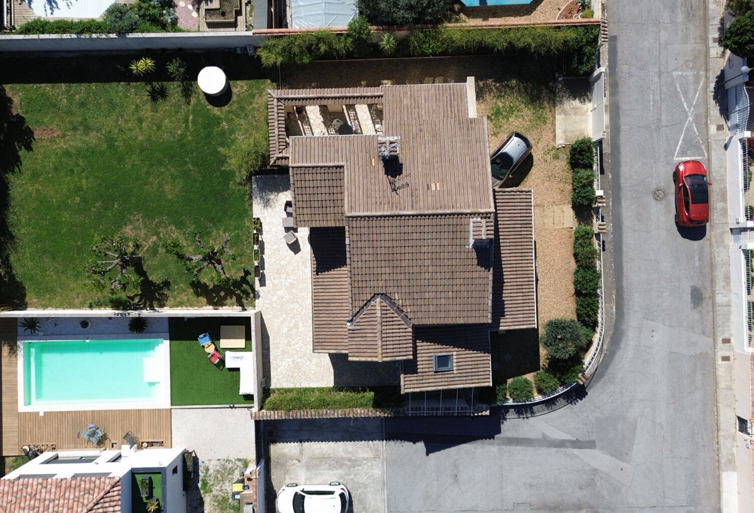 Maison 174 m2 avec terrain 704 m2 piscinable + T2 indépendan — photo 1