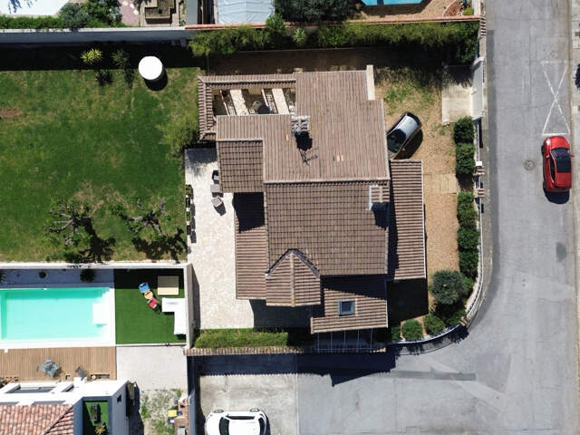 Maison 174 m2 avec terrain 704 m2 piscinable + T2 indépendan — photo du bien
