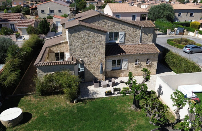 Maison 174 m2 avec terrain 704 m2 piscinable + T2 indépendan — photo 2