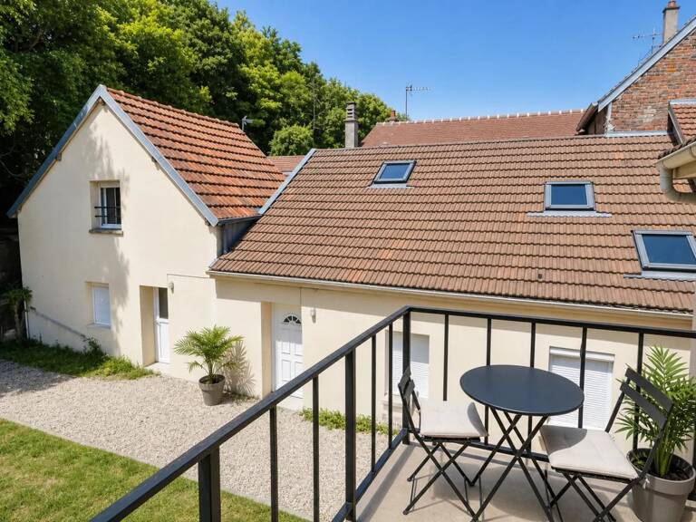 Ensemble immobilier - 150m² - Ivry-la-Bataille — photo 1