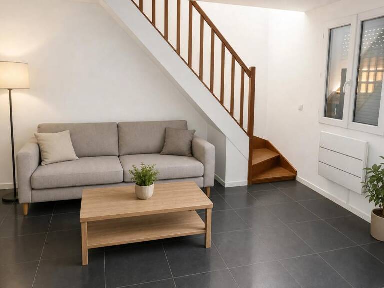 Ensemble immobilier - 150m² - Ivry-la-Bataille — photo 1