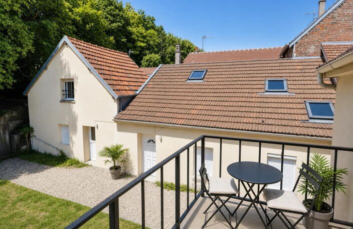 Ensemble immobilier - 150m² - Ivry-la-Bataille — photo 2
