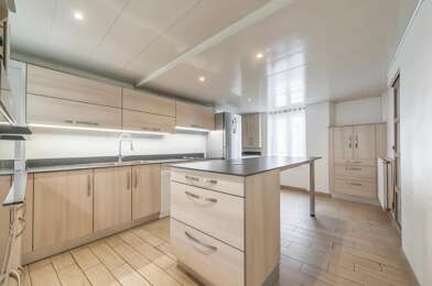 Maison 11 pièces 590000 €