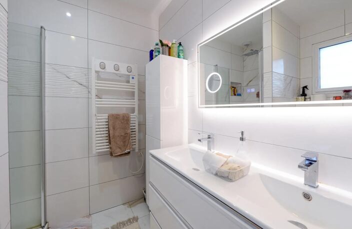 Maison contemporaine spacieuse à Vernet — photo 5