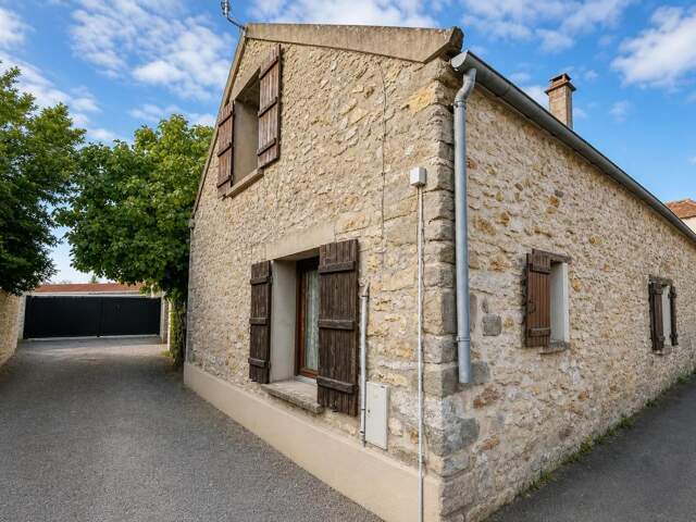 Réau - Maison 4 pièces avec terrasse et jardin — photo du bien