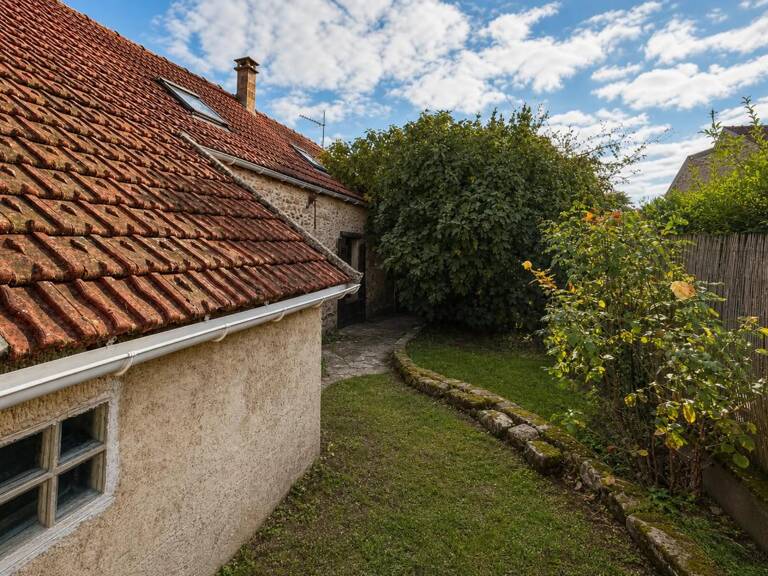 Réau - Maison 4 pièces avec terrasse et jardin — photo 1