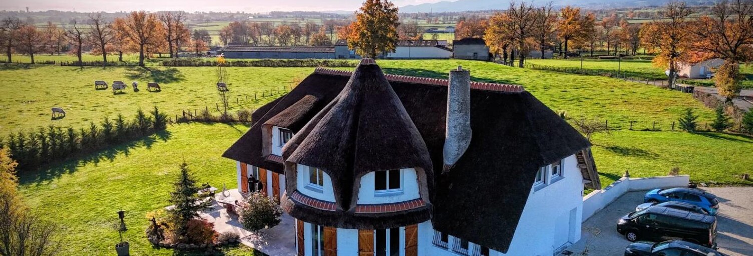 Maison 8 Pièces 332 m² à vendre à Saint-Forgeux-Lespinasse (42640)