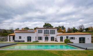 Maison 8 Pièces 252 m² à vendre à Le Plan-de-la-Tour (83120)