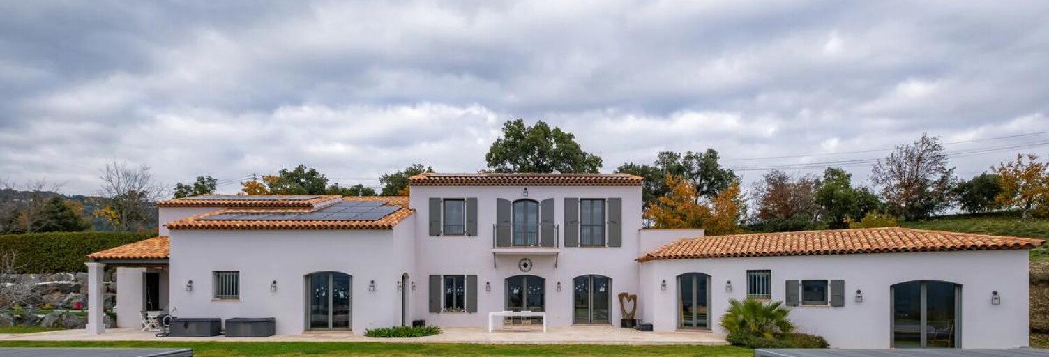 Maison 8 Pièces 252 m² à vendre à Le Plan-de-la-Tour (83120)