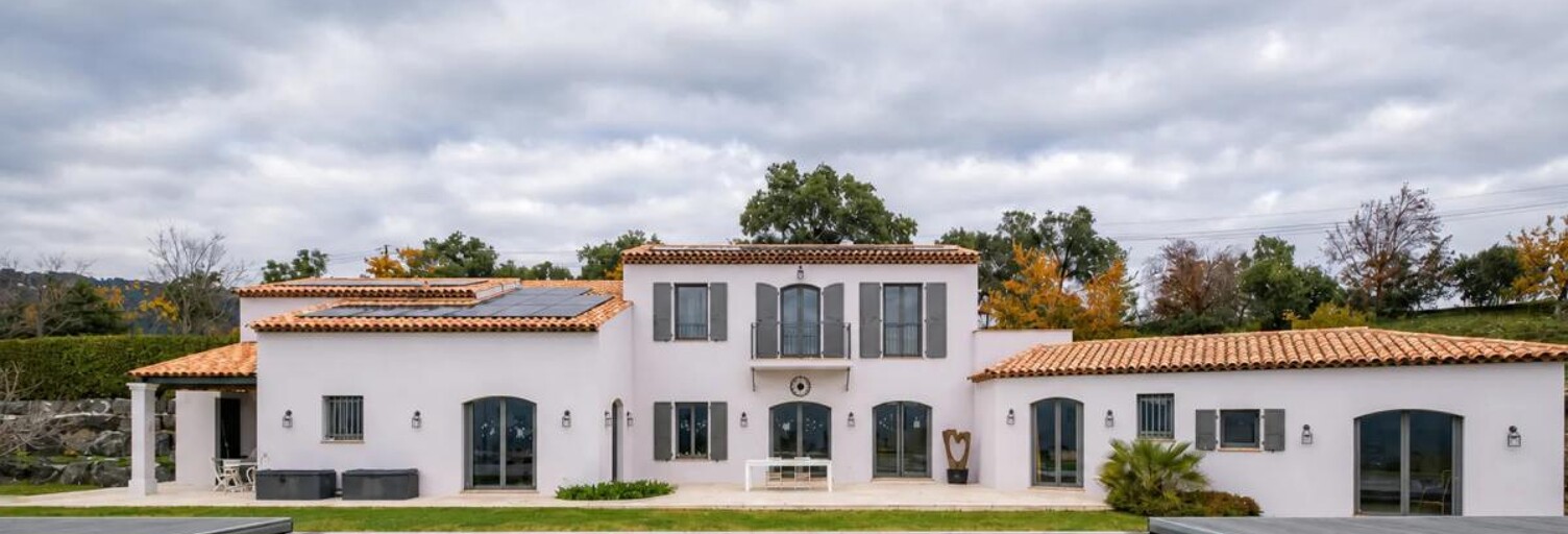 Maison 8 Pièces 252 m² à vendre à Le Plan-de-la-Tour (83120)