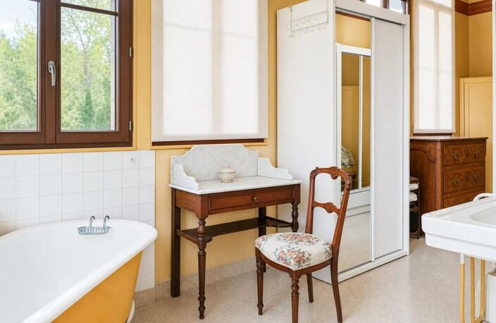 Élégante Maison de Maître du XIXème à Saint-Laurent-des-Hommes — photo 5