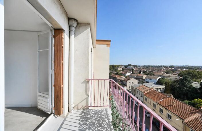 Charmant 3 pièces avec balcon au dernier étage à Avignon — photo 2