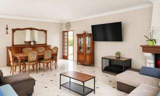 Maison 7 Pièces 252 m² à vendre à Pineuilh (33220)