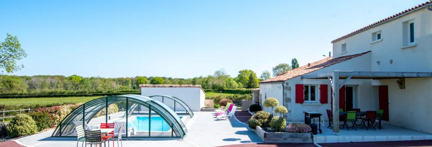 Maison 8 Pièces 245 m² à vendre à Mervent (85200)