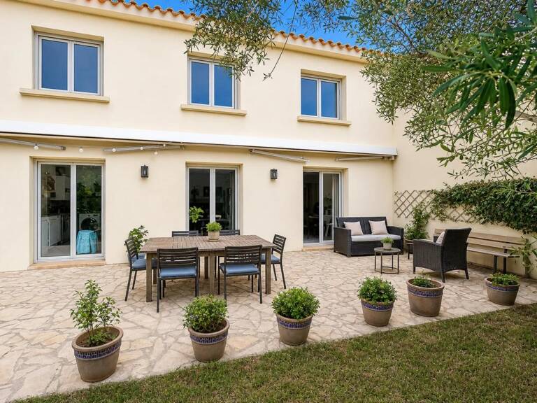 Maison de caractère avec piscine au cœur de Narbonne — photo 1