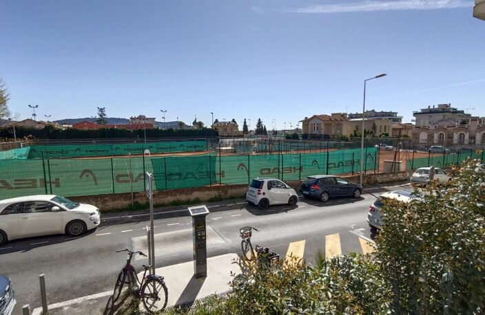 NICE - PARC IMPERIAL - STUDIO avec vue dégagée — photo 4