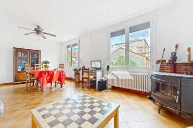 Appartement 6 pièces 246000 €