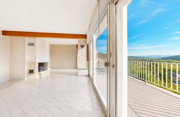 Maison de 6 pièces de 140 m² située à Altillac — photo 3