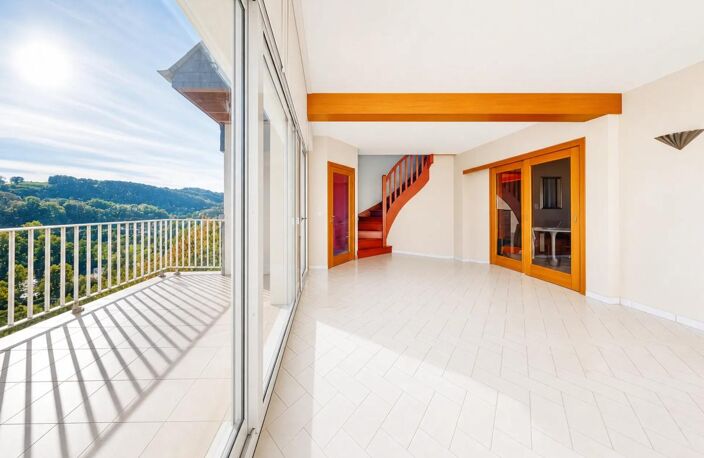 Maison de 6 pièces de 140 m² située à Altillac — photo 4