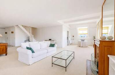 Appartement de 5 pièces de 160 m² à Jouy-en-Josas — photo du bien