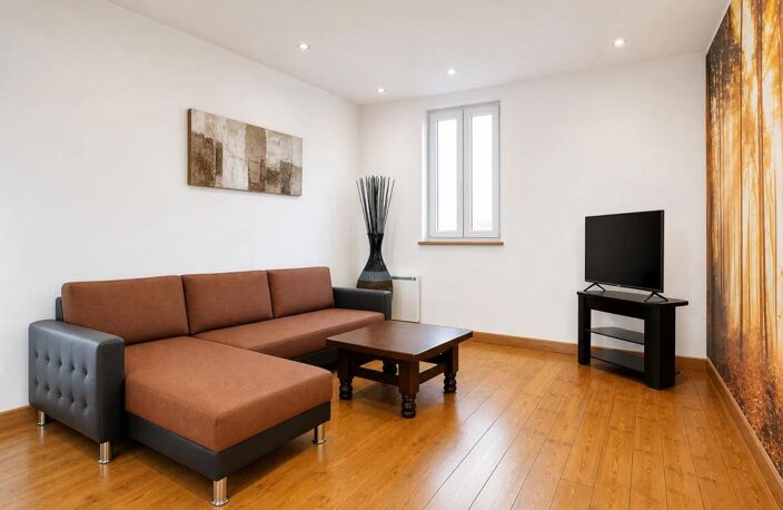 Maison de 256 m2 divisée en 4 appartements — photo 2
