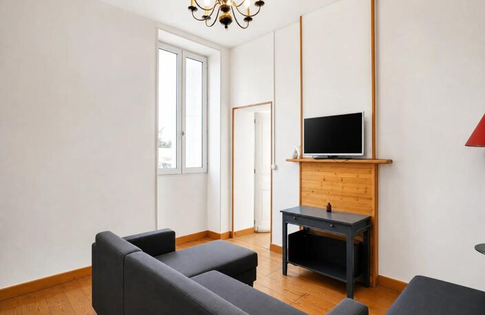 Maison de 256 m2 divisée en 4 appartements — photo 4