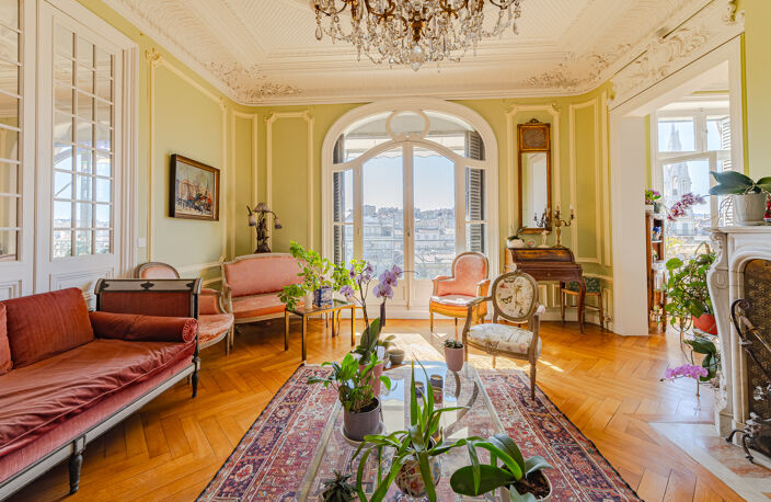13001 Longchamp Joseph Thierry, somptueux appartement de réc — photo 4