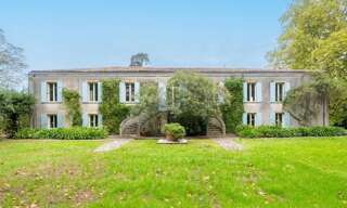 Maison 12 Pièces 600 m² à vendre à Yvrac (33370)