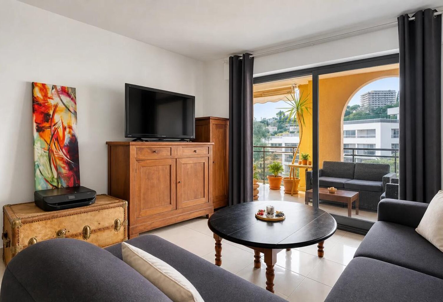 Appartement 2 pièces de 57 m² situé au Cannet — photo 1