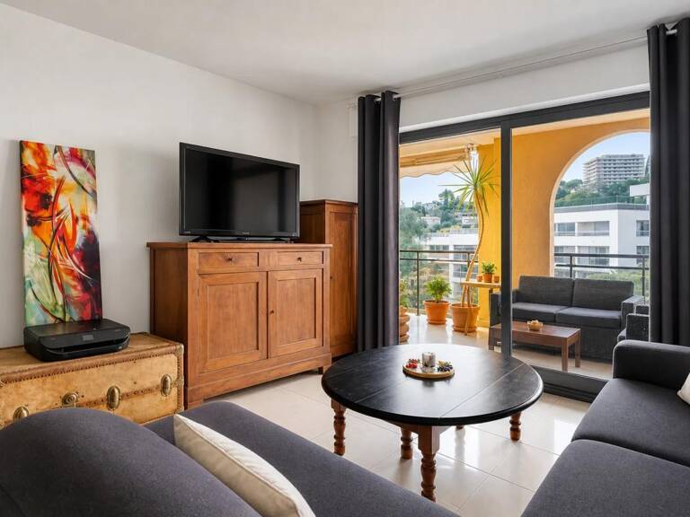 Appartement 2 pièces de 57 m² situé au Cannet — photo 1