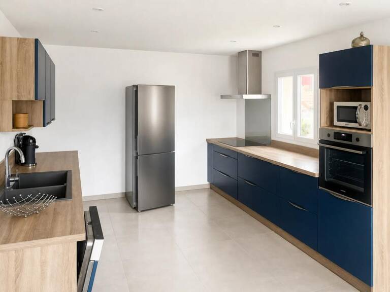 Maison de 8 pièces de 240 m2 en vente à Tralaigues — photo 1