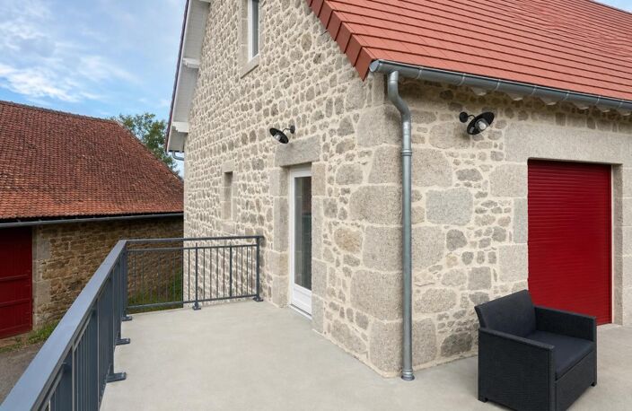 Maison de 8 pièces de 240 m2 en vente à Tralaigues — photo 4