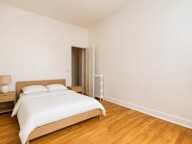 Appartement de 2 pièces de 43 m² situé à Paris — photo 4