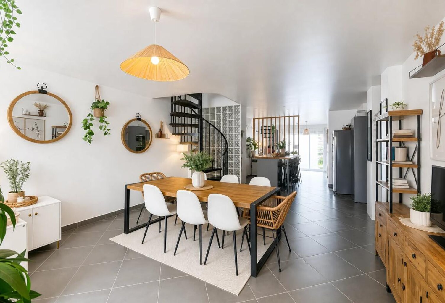 Maison de ville de 5 pièces de 107 m² en vente à Nangis — photo 1