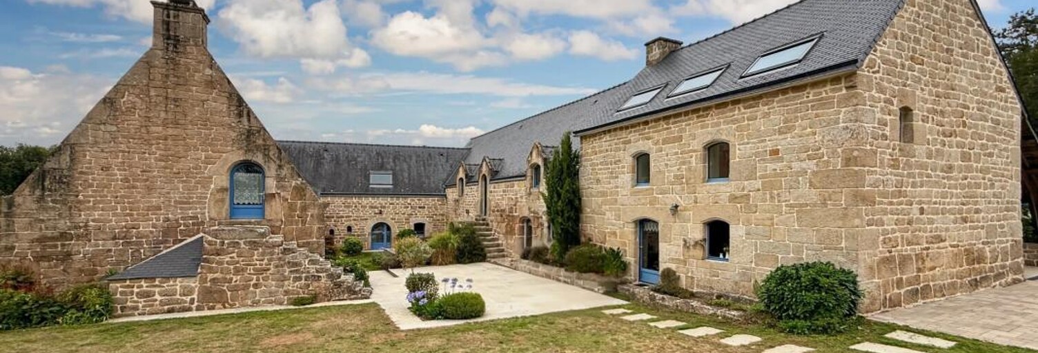 Maison 10 Pièces 377 m² à vendre à Melrand (56310)