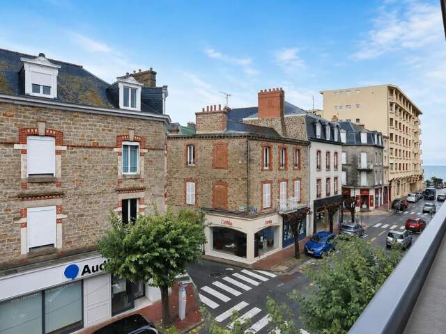 Appartement 2 pièces rénové au centre de Dinard — photo du bien
