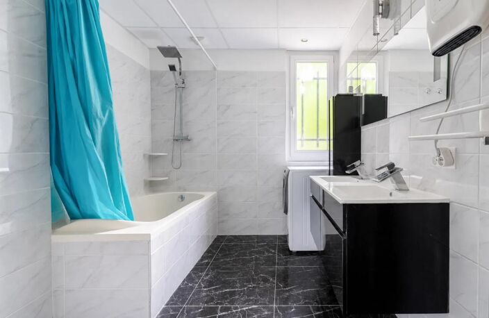 MAISON 166m2 JARDIN PISCINE GARAGE - GARE ROUTIERE A 5MIN — photo 5