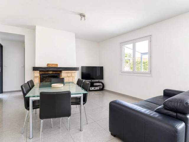 MAISON 166m2 JARDIN PISCINE GARAGE - GARE ROUTIERE A 5MIN — photo du bien