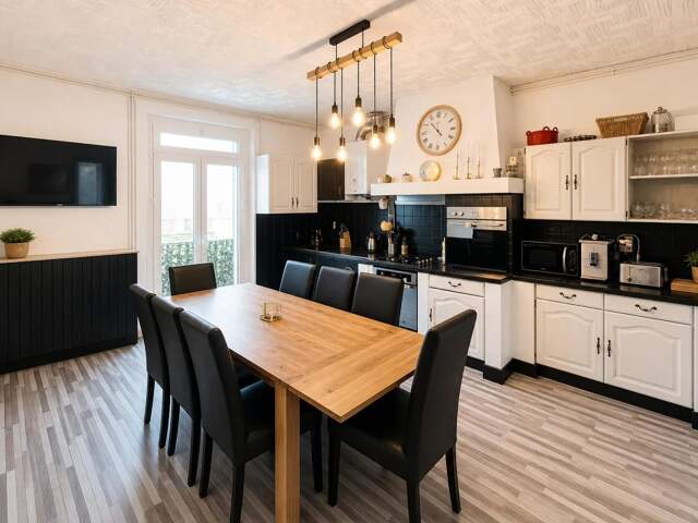 Maison en pierre, 4 niveaux, 90 m² de jardin + dépendances — photo du bien