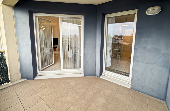 PAREMPUYRE - CENTRE!  APPARTEMENT T4 DE 85 m2 environ  AVEC — photo 3