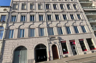 Appartement 3 pièces 229000 €