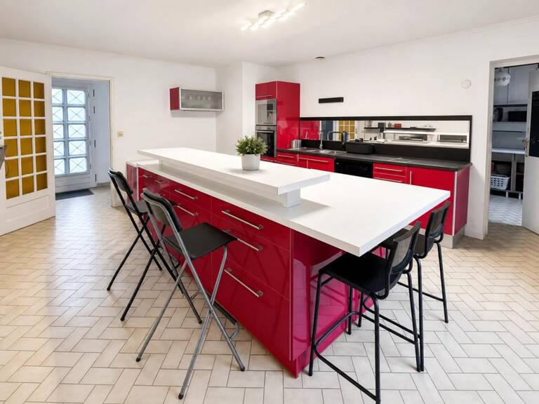 Maison spacieuse de 240 m² à Vesly — photo 1