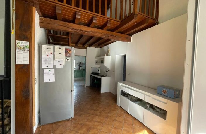 BEAUPOUYET - MAISON 7 PIÈCES - 3 CHAMBRES - 158 m² - GRAND TERRAIN — photo 4