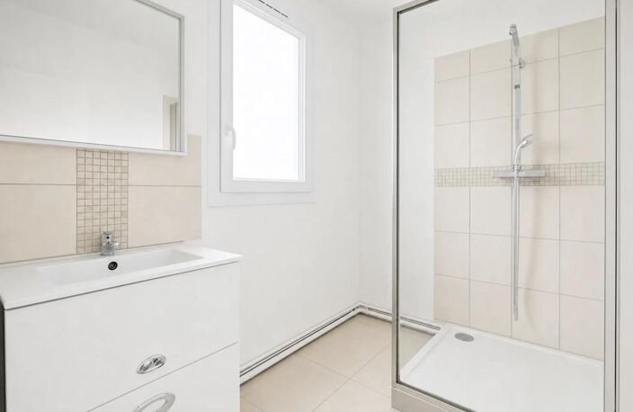 Charmant T2 de 46 m² avec ascenseur à Drancy — photo 3