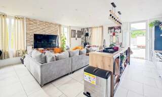 Maison 10 Pièces 235 m² à vendre à Brens (01300)